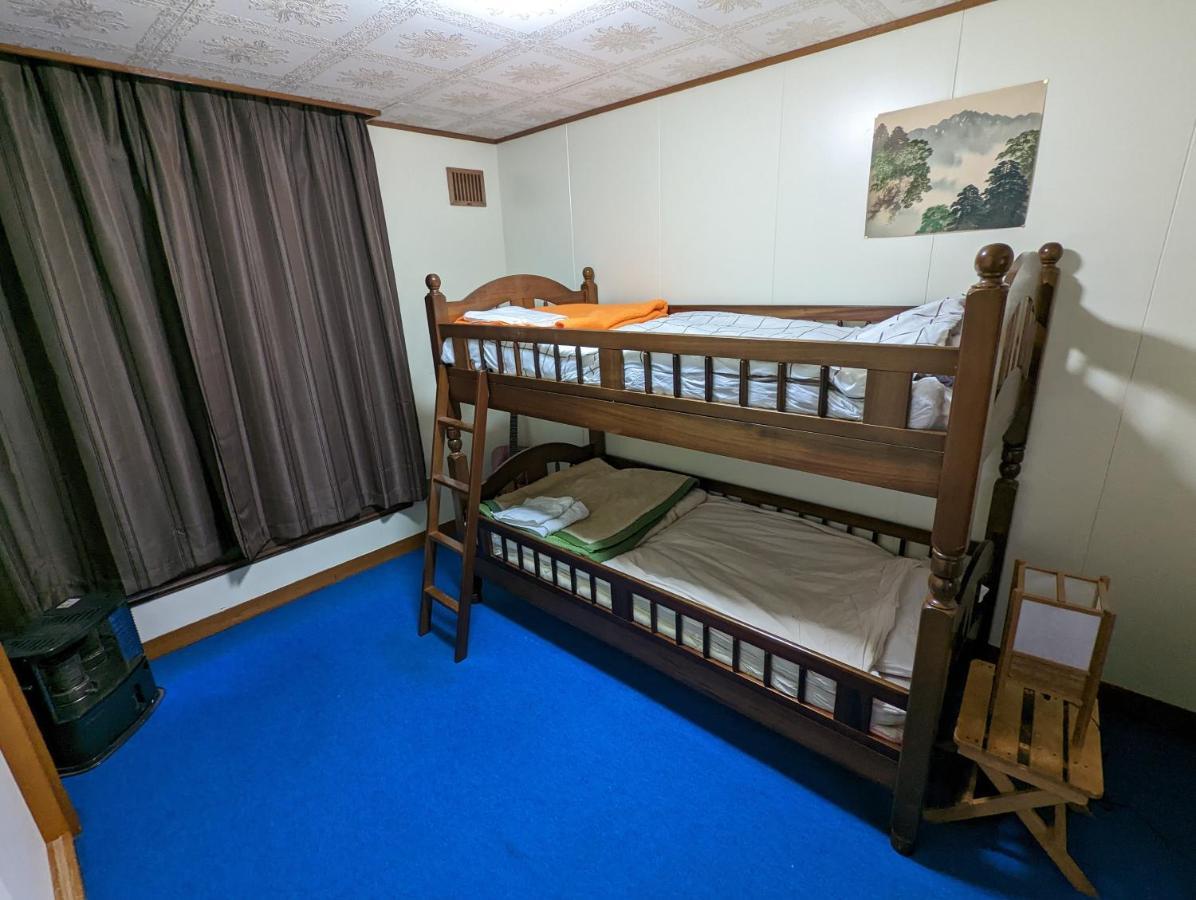 Ostello Yukiumi House Kamikawa  Esterno foto